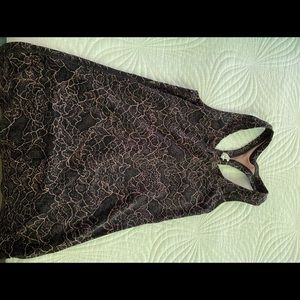 Lululemon workout top